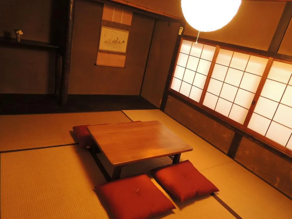 Sanjojuku Kyoto Machiya Hostel