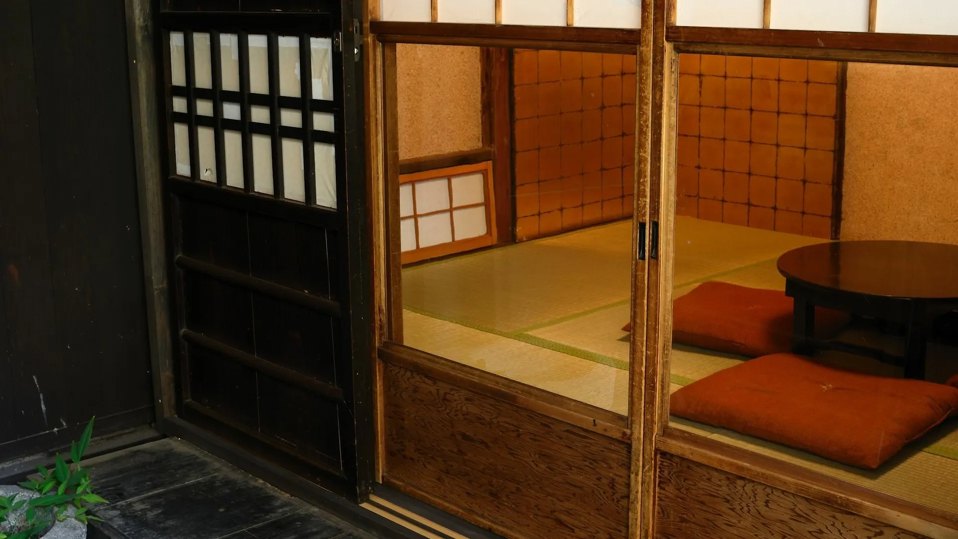 Sanjojuku Kyoto Machiya Hostel 0*,  Japan